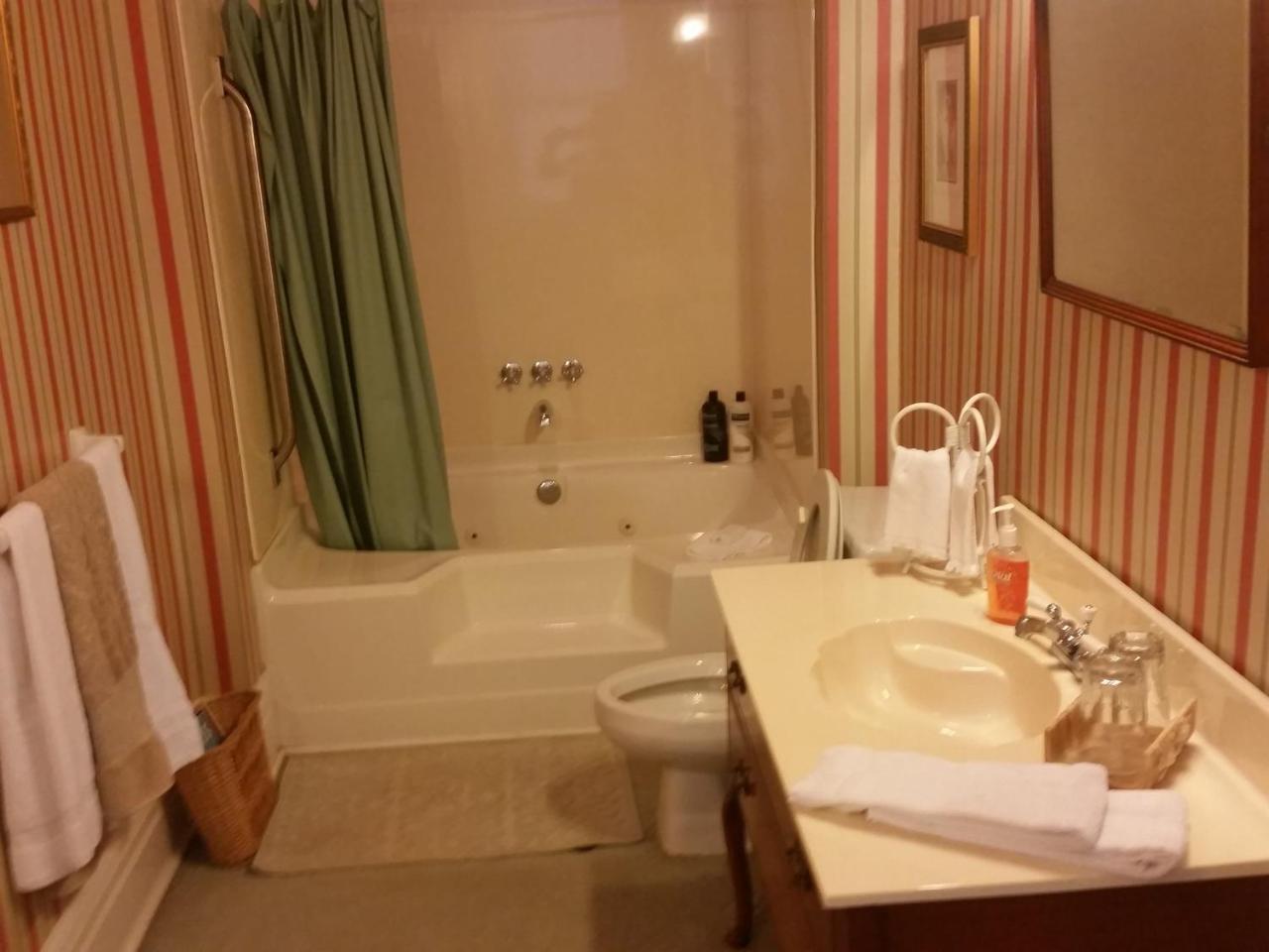 Spahn House Bed And Breakfast Senatobia Екстер'єр фото